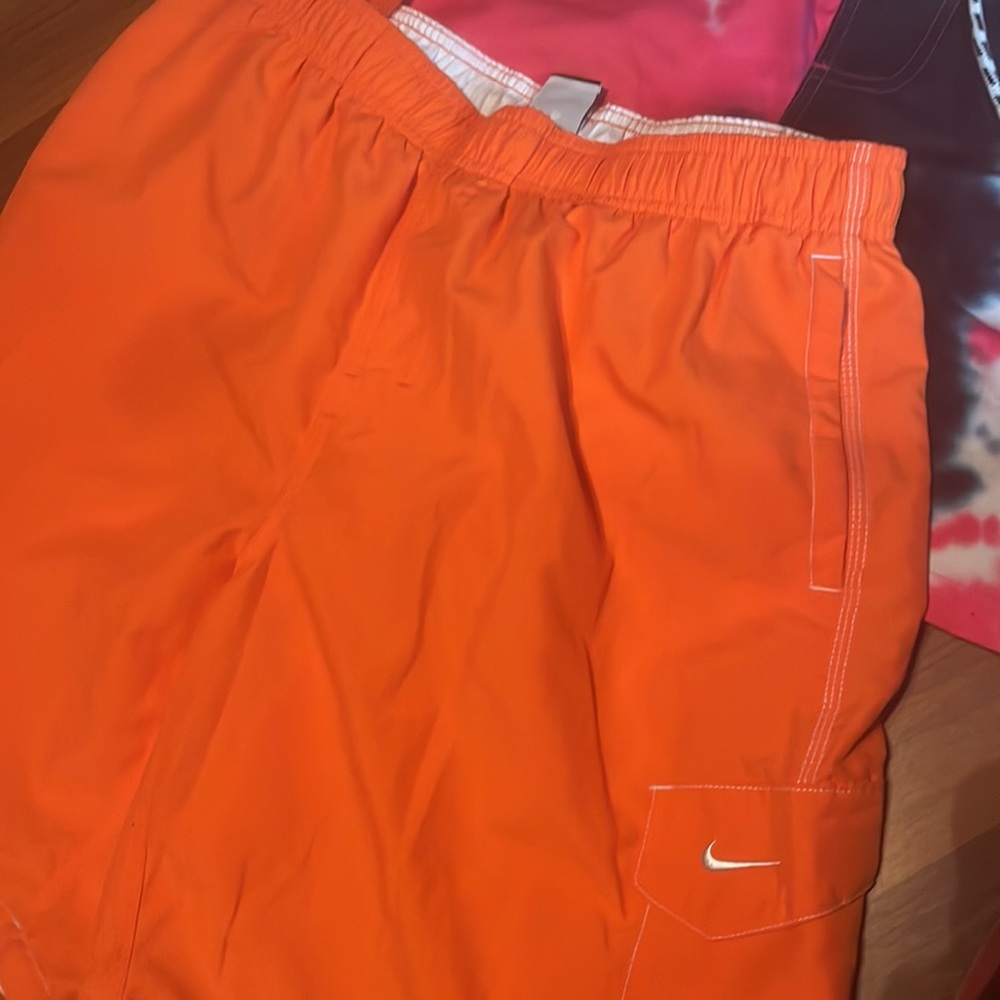 neff nike - Picture 2 of 3